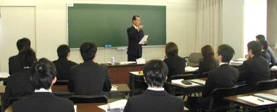 �V���Ј����C�̗l�q